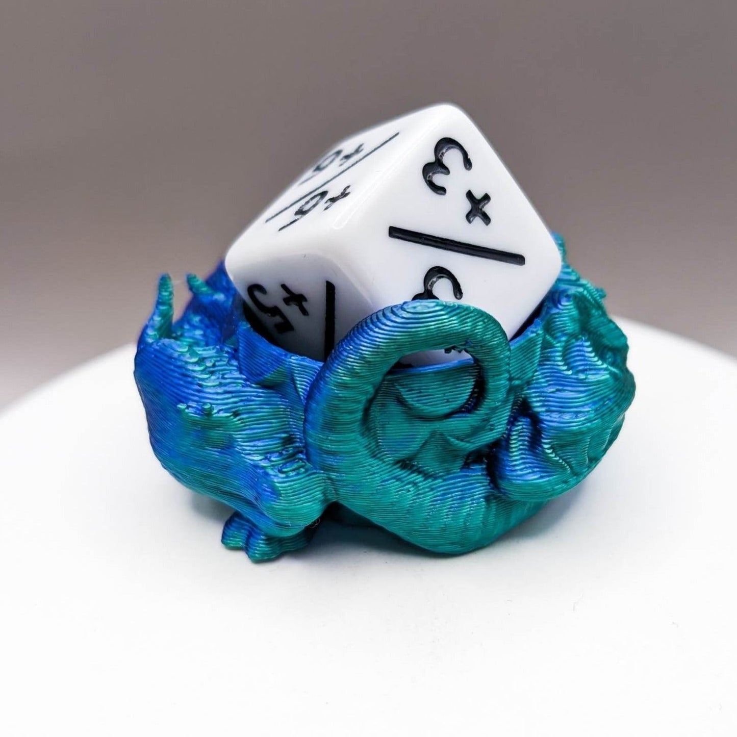 DRAGON DICE GUARDIAN (Random Color)