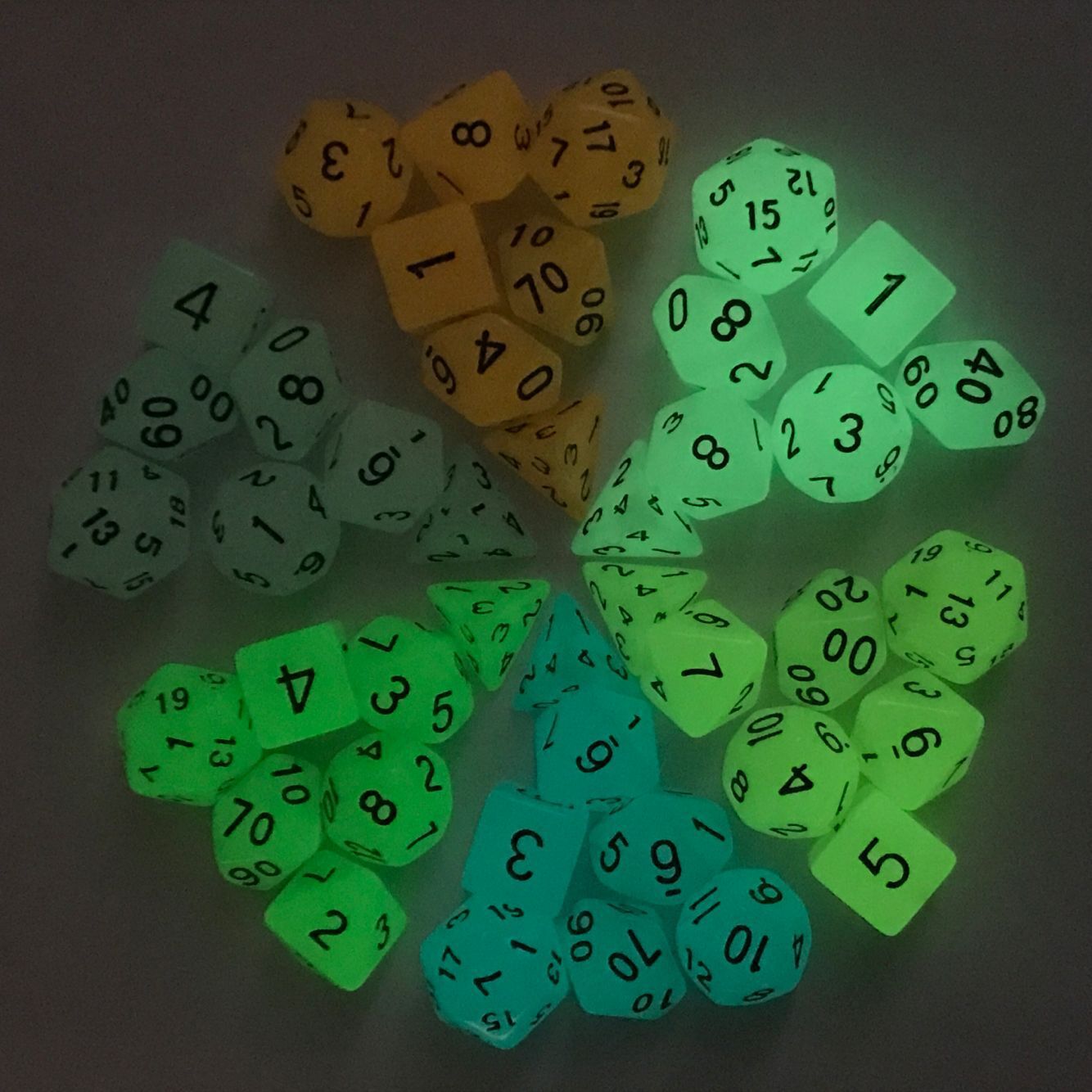 Luminous Night - Glow in The Dark Dice Set