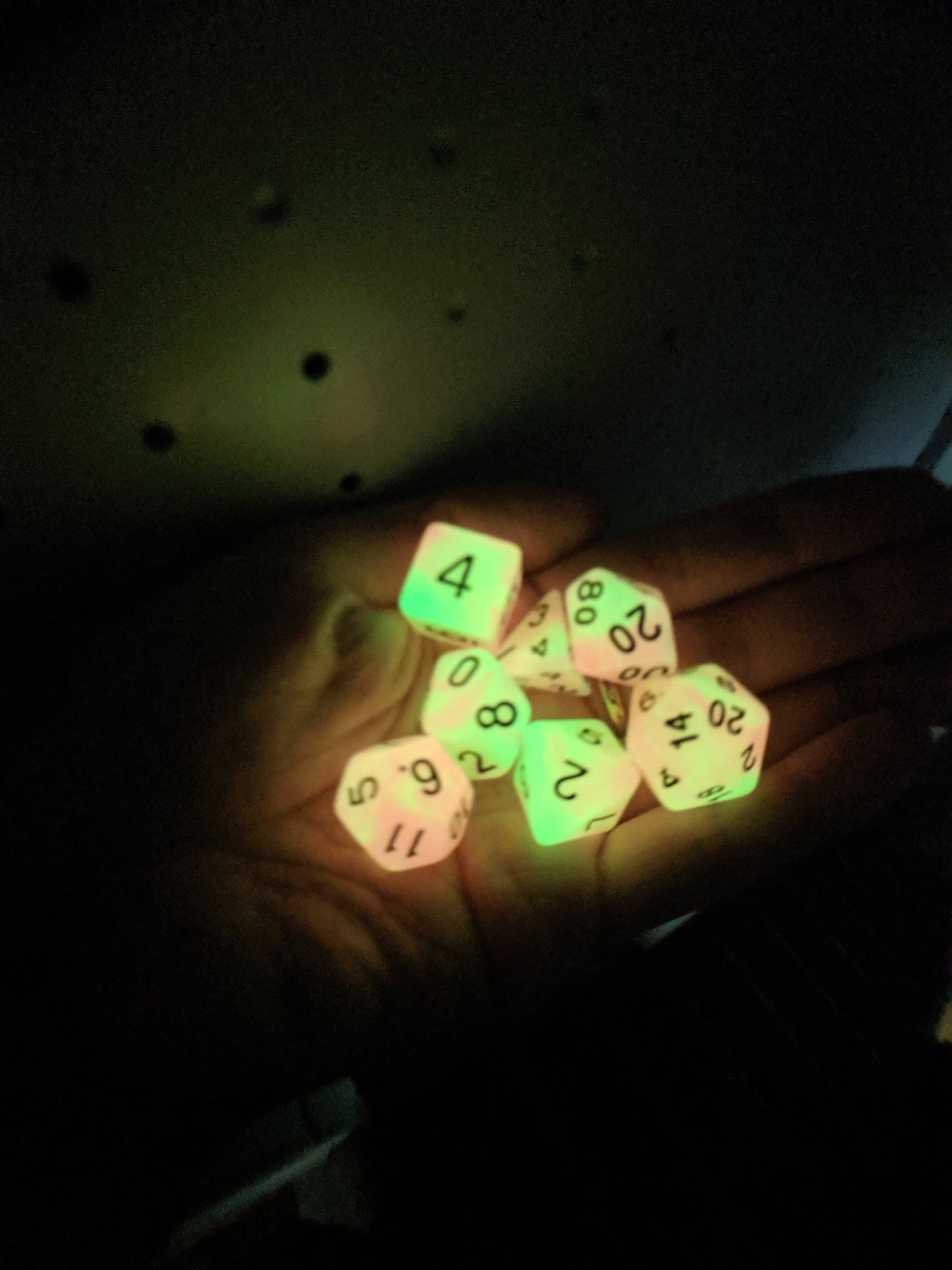 Luminous Night - Glow in The Dark Dice Set