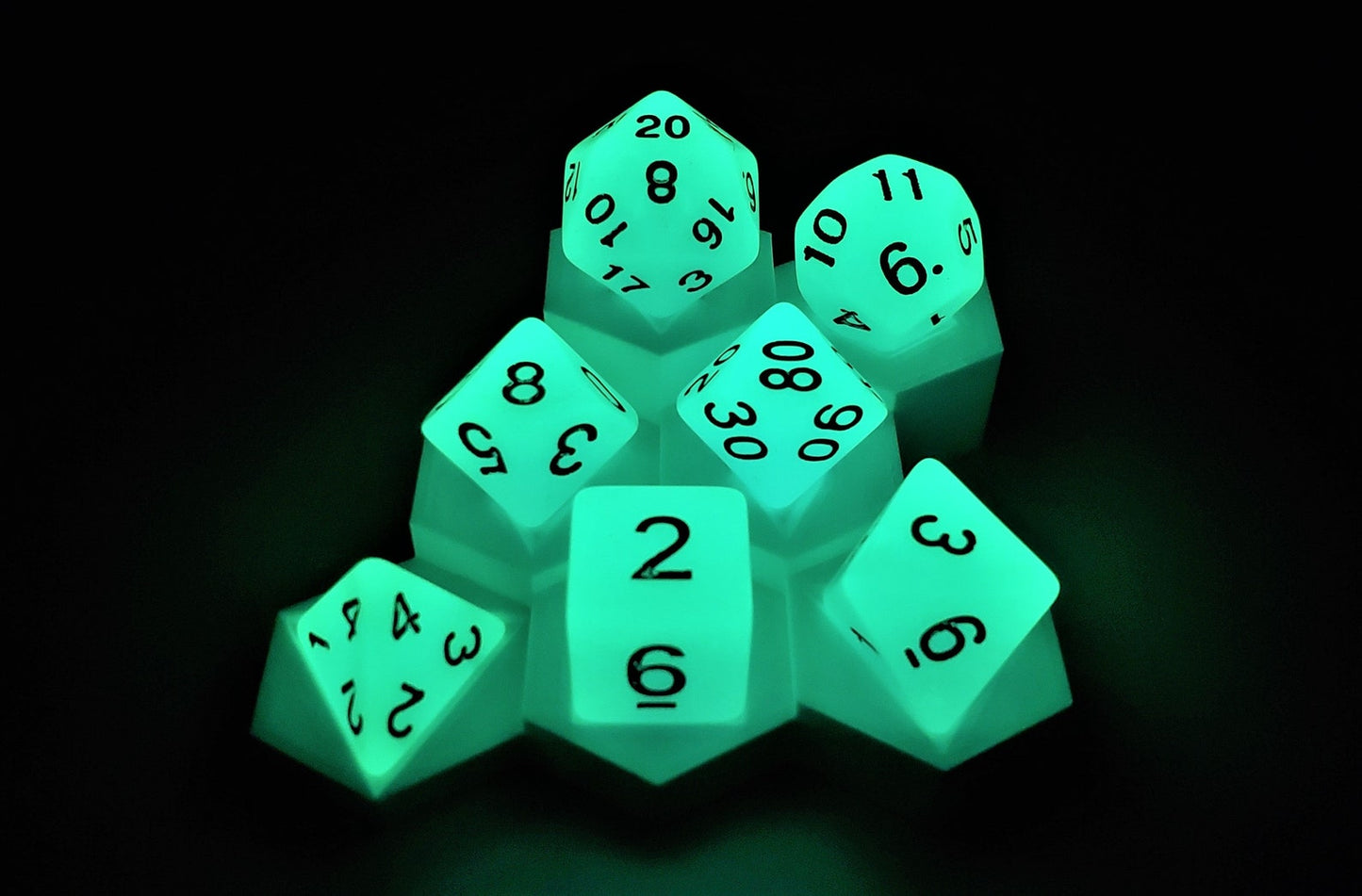 Luminous Night - Glow in The Dark Dice Set