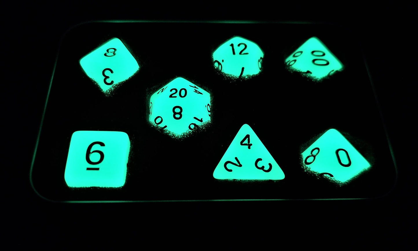 Luminous Night - Glow in The Dark Dice Set